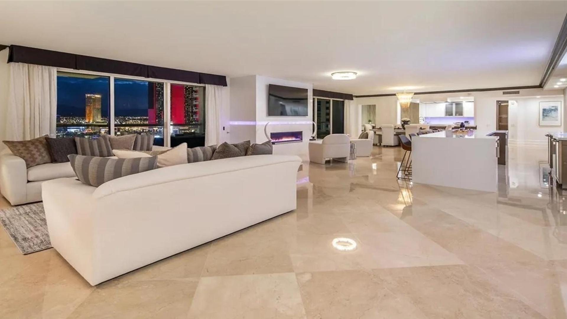 Stunning Four Bedroom Fully Professionally Remodeled Apartment Las Vegas Extérieur photo