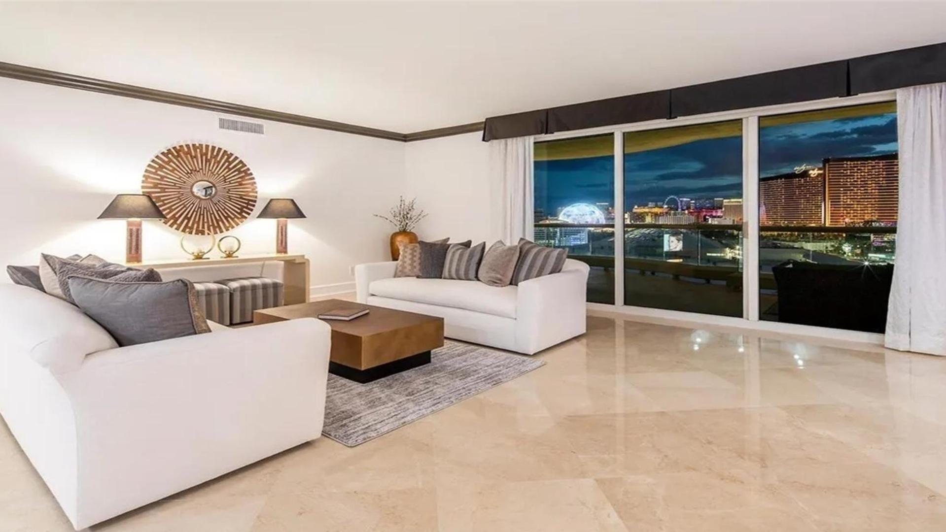 Stunning Four Bedroom Fully Professionally Remodeled Apartment Las Vegas Extérieur photo